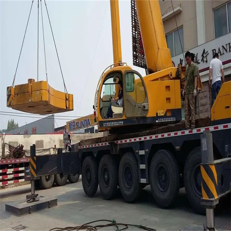 曲江当地吊车出租|机器吊装|75吨|工厂搬迁服务